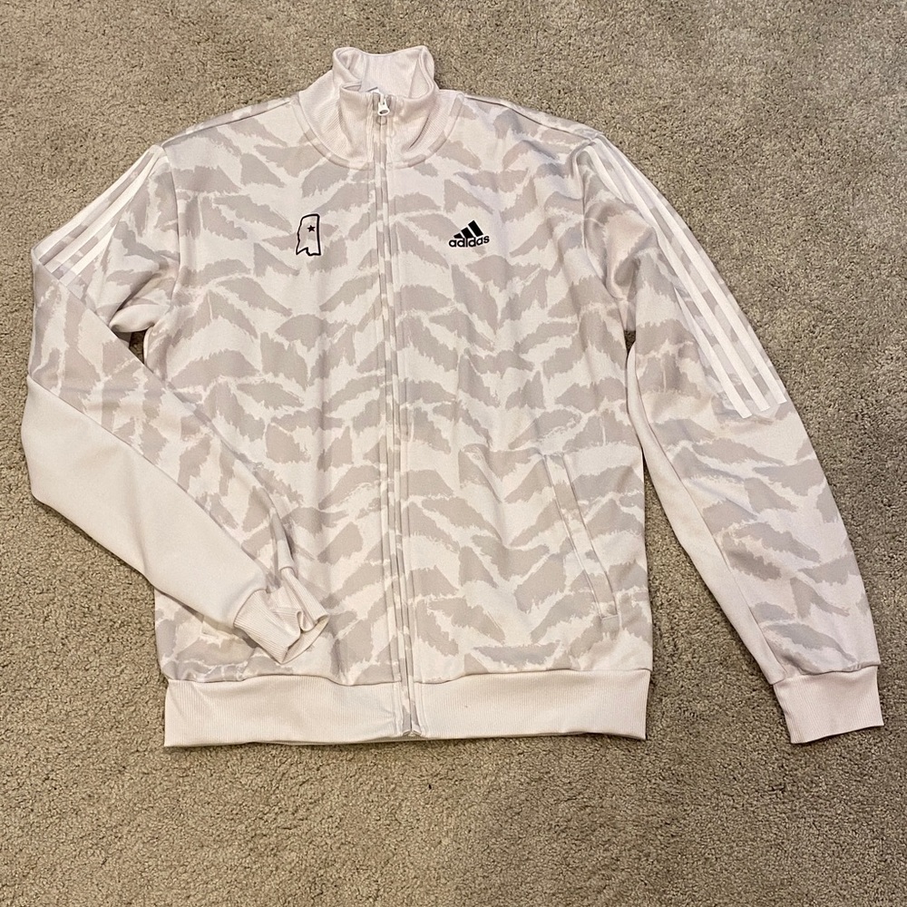 Adidas women’s Mississippi State medium jacket